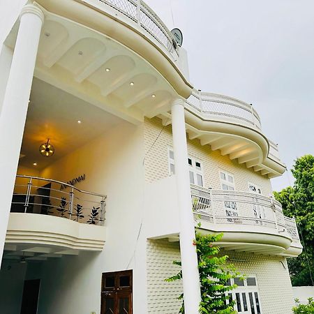Anandmai Ghar - A Homestay In กวาลิออร์ ภายนอก รูปภาพ