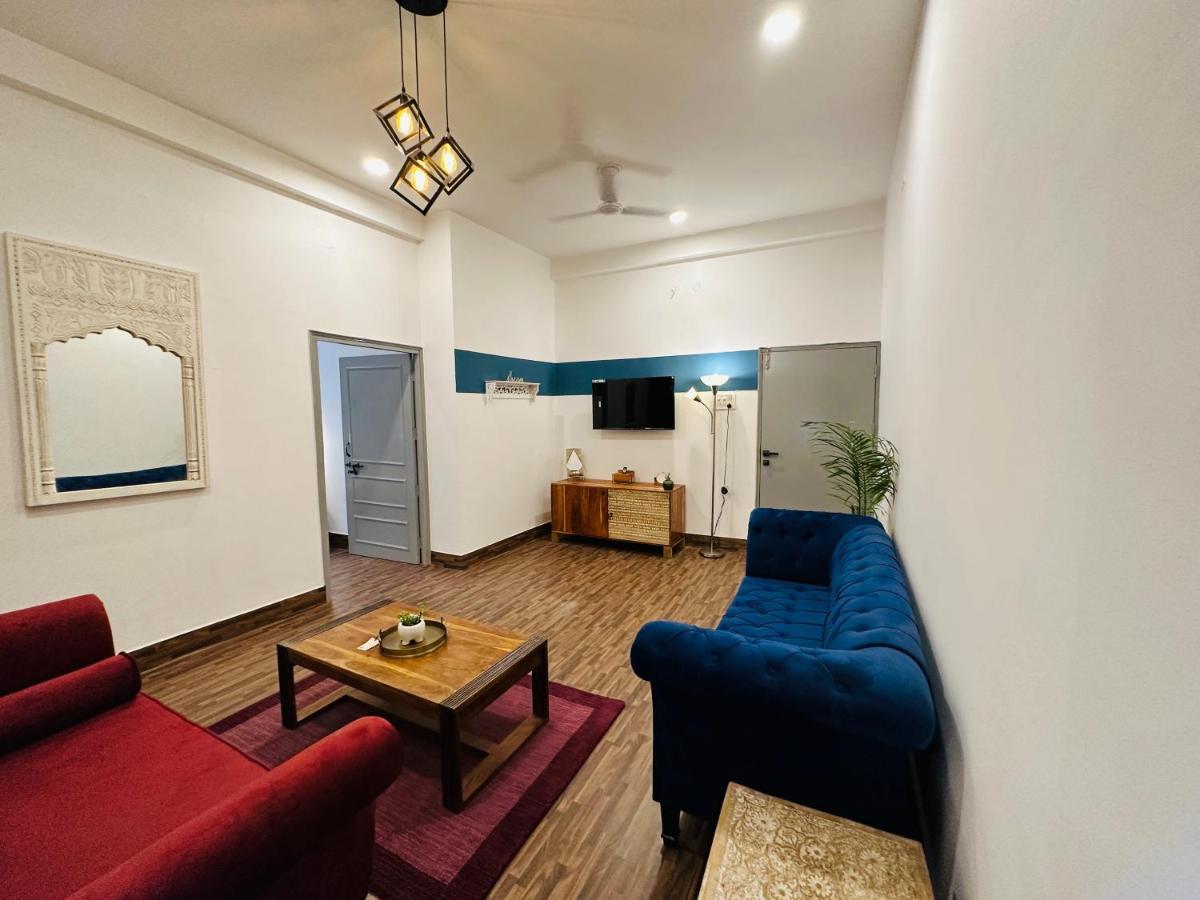 Anandmai Ghar - A Homestay In กวาลิออร์ ภายนอก รูปภาพ