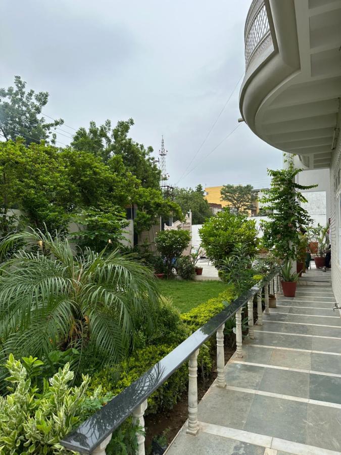 Anandmai Ghar - A Homestay In กวาลิออร์ ภายนอก รูปภาพ