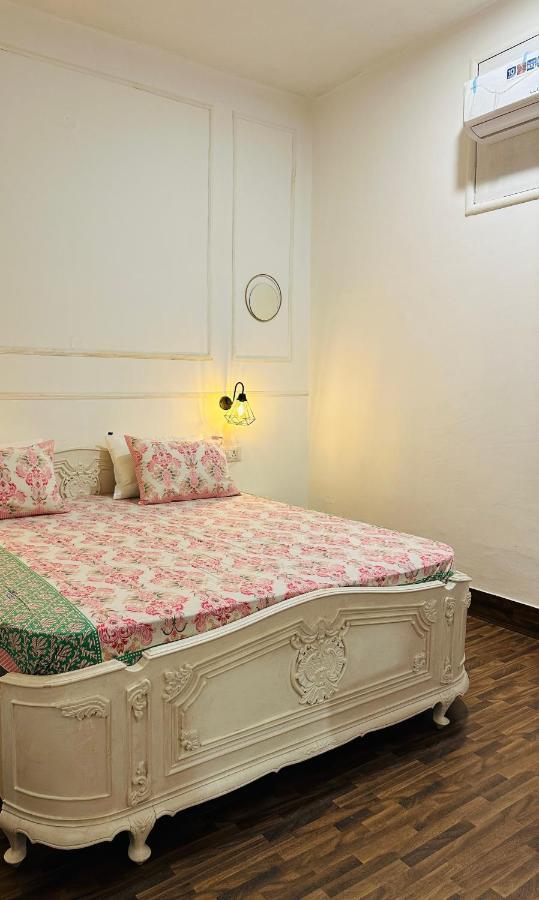 Anandmai Ghar - A Homestay In กวาลิออร์ ภายนอก รูปภาพ