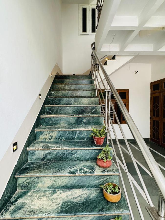 Anandmai Ghar - A Homestay In กวาลิออร์ ภายนอก รูปภาพ